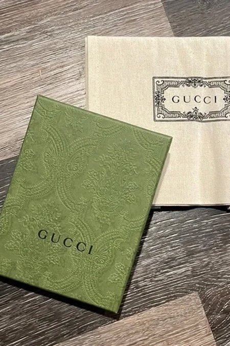 جزدان - GUCCI كبير / شامل علبة